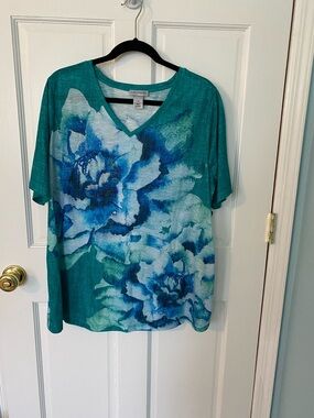 Catherines Teal and Blue Floral V-Neck Short Sleeve Top